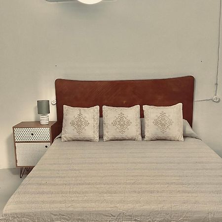 Tierra Guesthouse ออลเบีย ภายนอก รูปภาพ