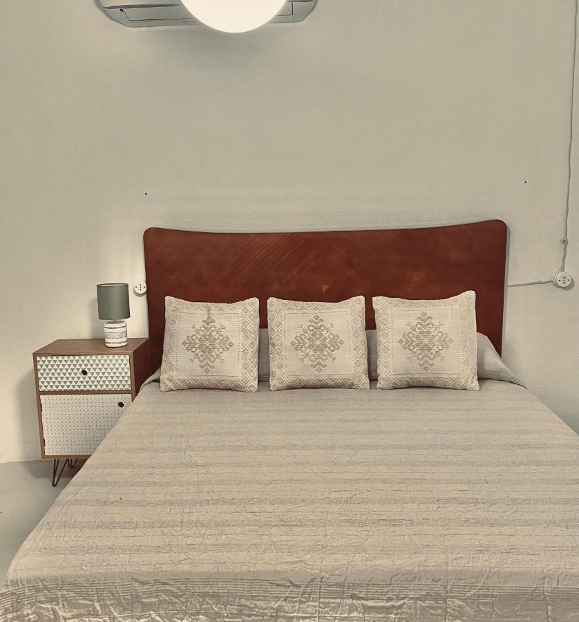 Tierra Guesthouse ออลเบีย ภายนอก รูปภาพ