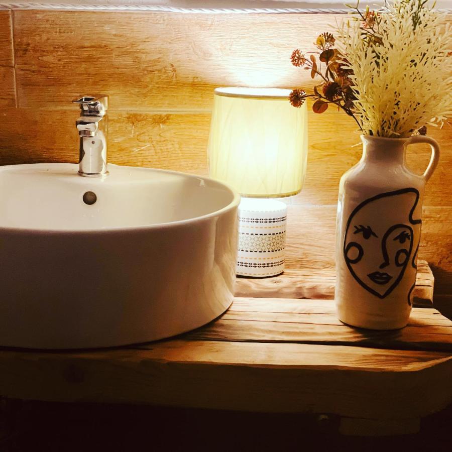 Tierra Guesthouse ออลเบีย ภายนอก รูปภาพ